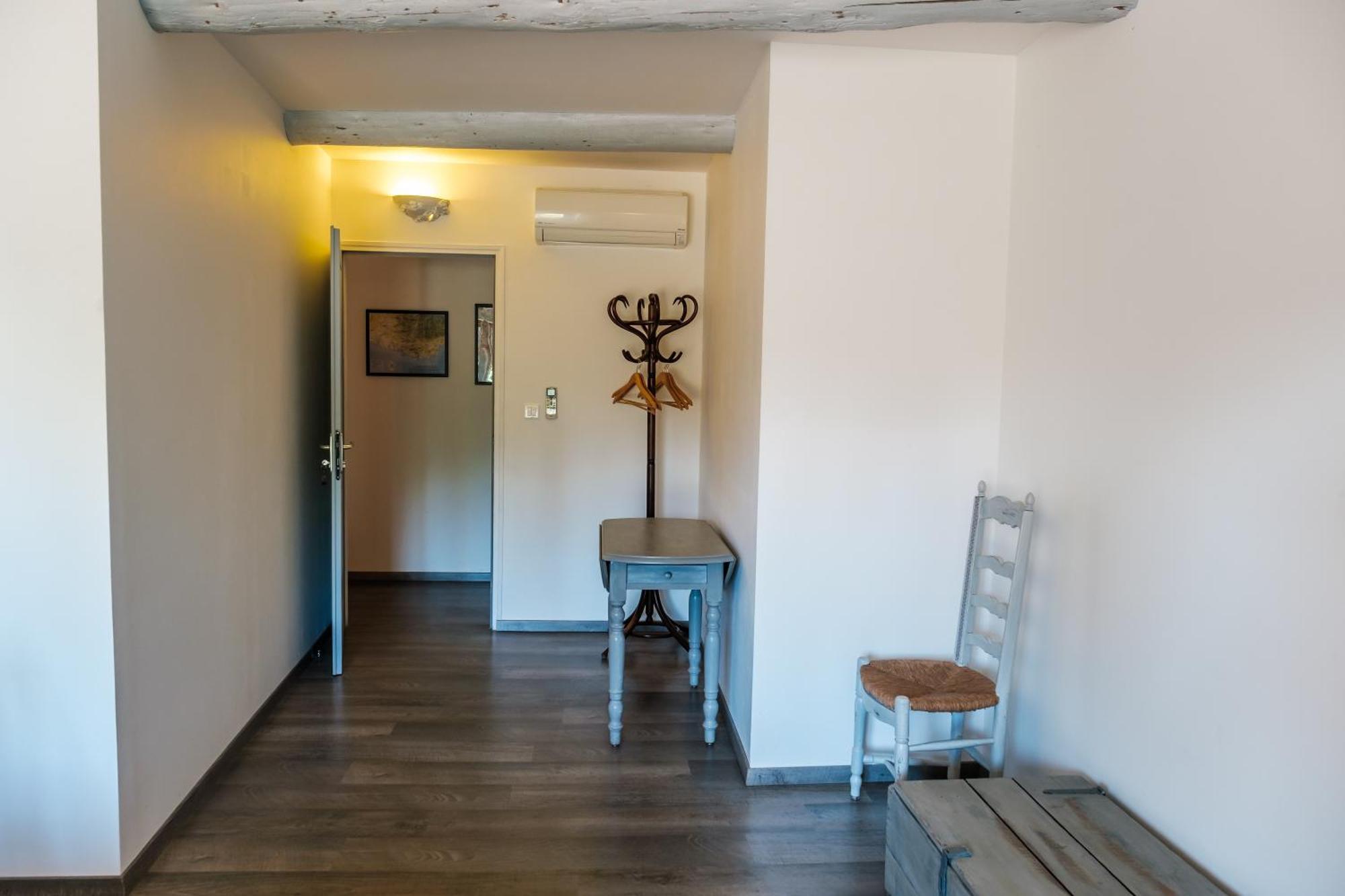 Mas D'Alaure B&B Verquieres Екстер'єр фото