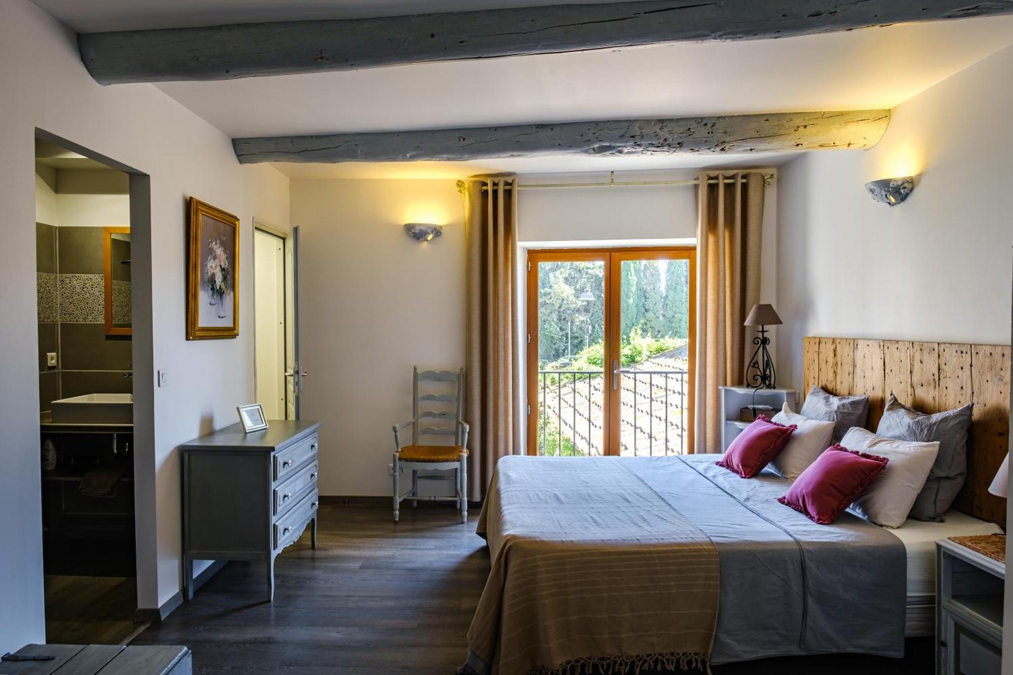 Mas D'Alaure B&B Verquieres Екстер'єр фото