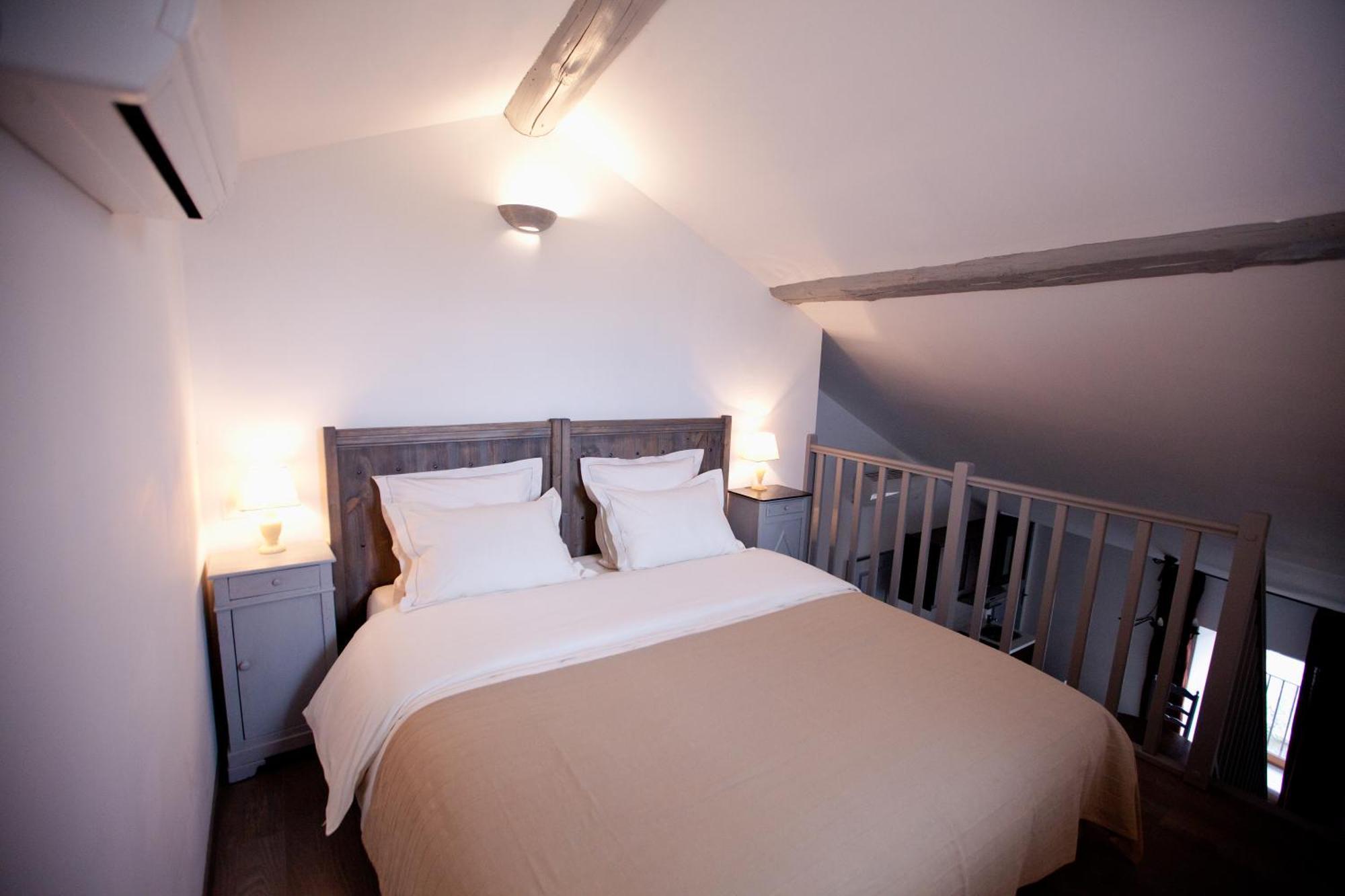 Mas D'Alaure B&B Verquieres Екстер'єр фото